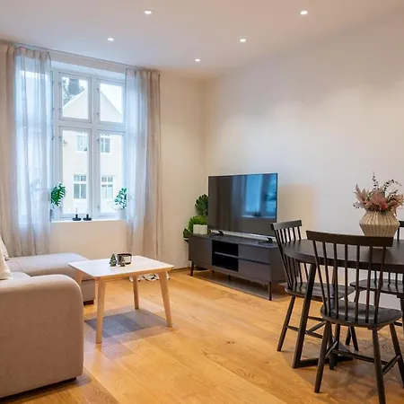 Renovated 3 In Historical Sandviken Appartement Bergen